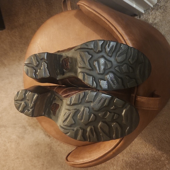 Size 10 Fur Lined Leather Born Boots - Picture 2 of 4